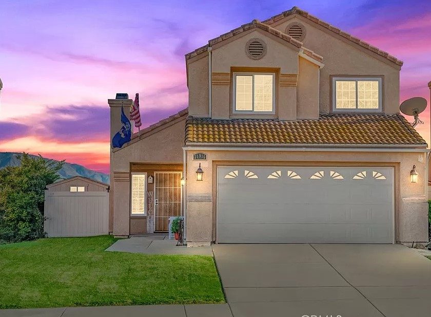 Two-story Temecula home at dusk